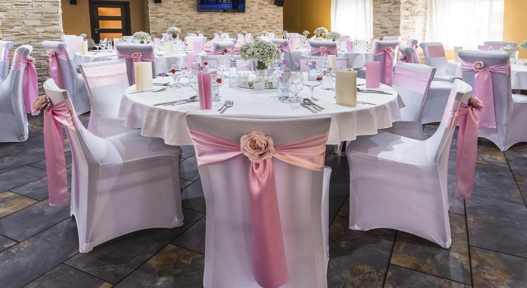 Hotel Polo Presov Ngoại thất bức ảnh